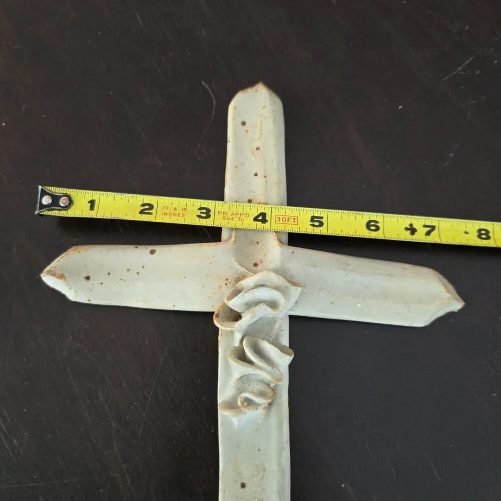Handcrafted Signed Ceramic Cross folded robes of Christ Religious‎ rustic 10